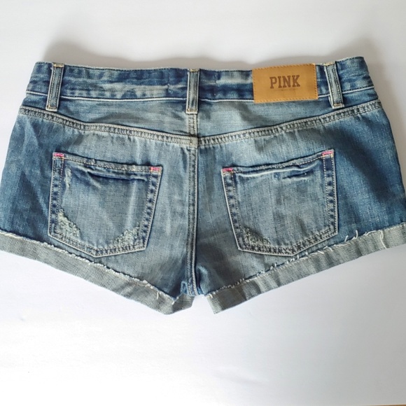 Pink. VS. Stars print jean shorts - Picture 2 of 5